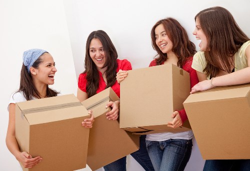 Flexible Fulham moving service for boxes and bulky items