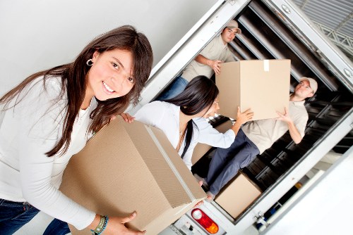 Example of a one-bedroom move in Fulham with load-based rates
