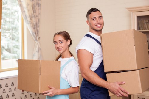 Professional moving support service in Fulham for homes and businesses