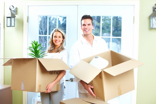 Inclusive online information for a Man With Van Fulham service
