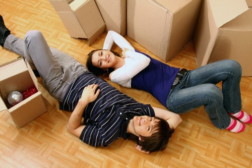 Professional support for house removals in Fulham
